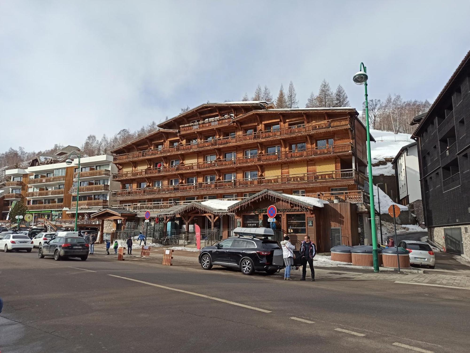 Label Or Appartement Spacieux Proximite Pistes 莱德萨阿尔卑斯 外观 照片